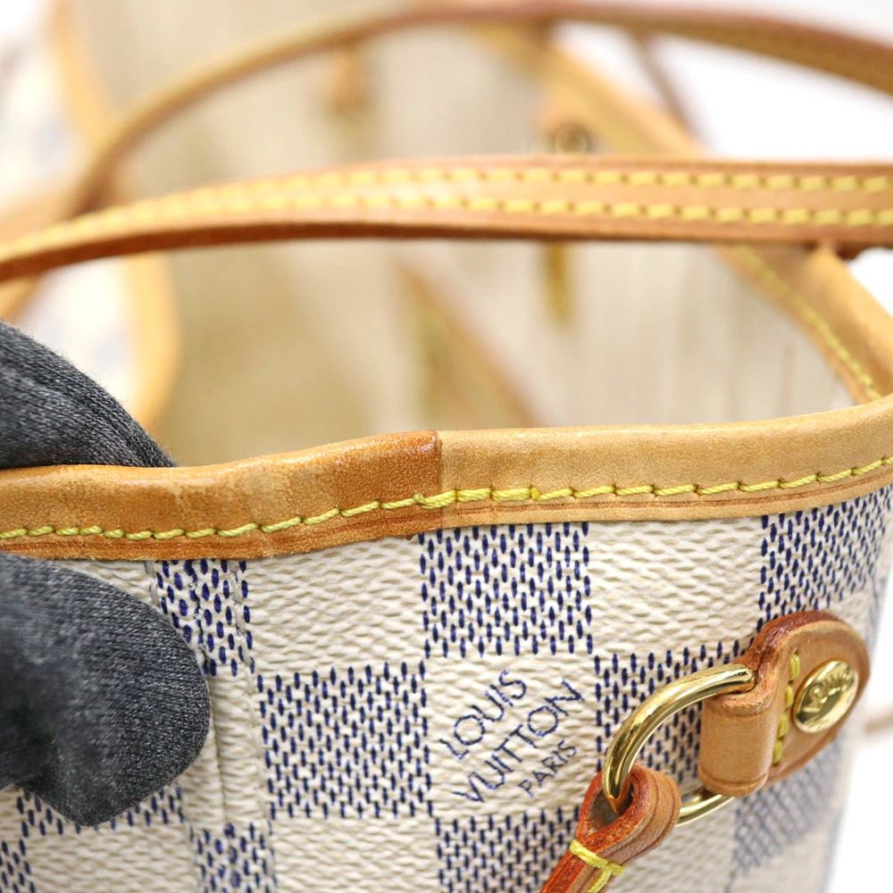 Louis Vuitton Neverfull Tote Bag